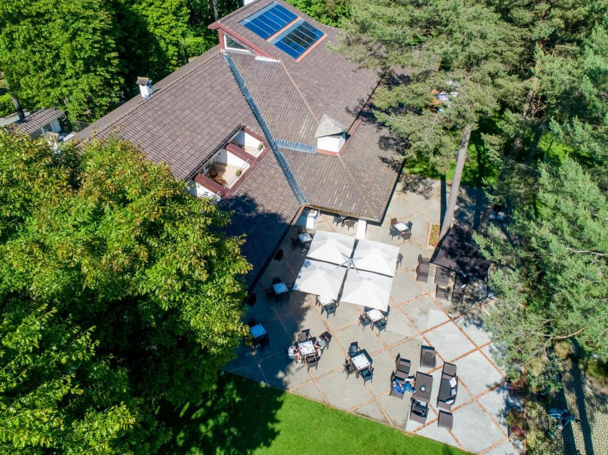 Golf Hotel La Pinetina Appiano Gentile Exterior foto