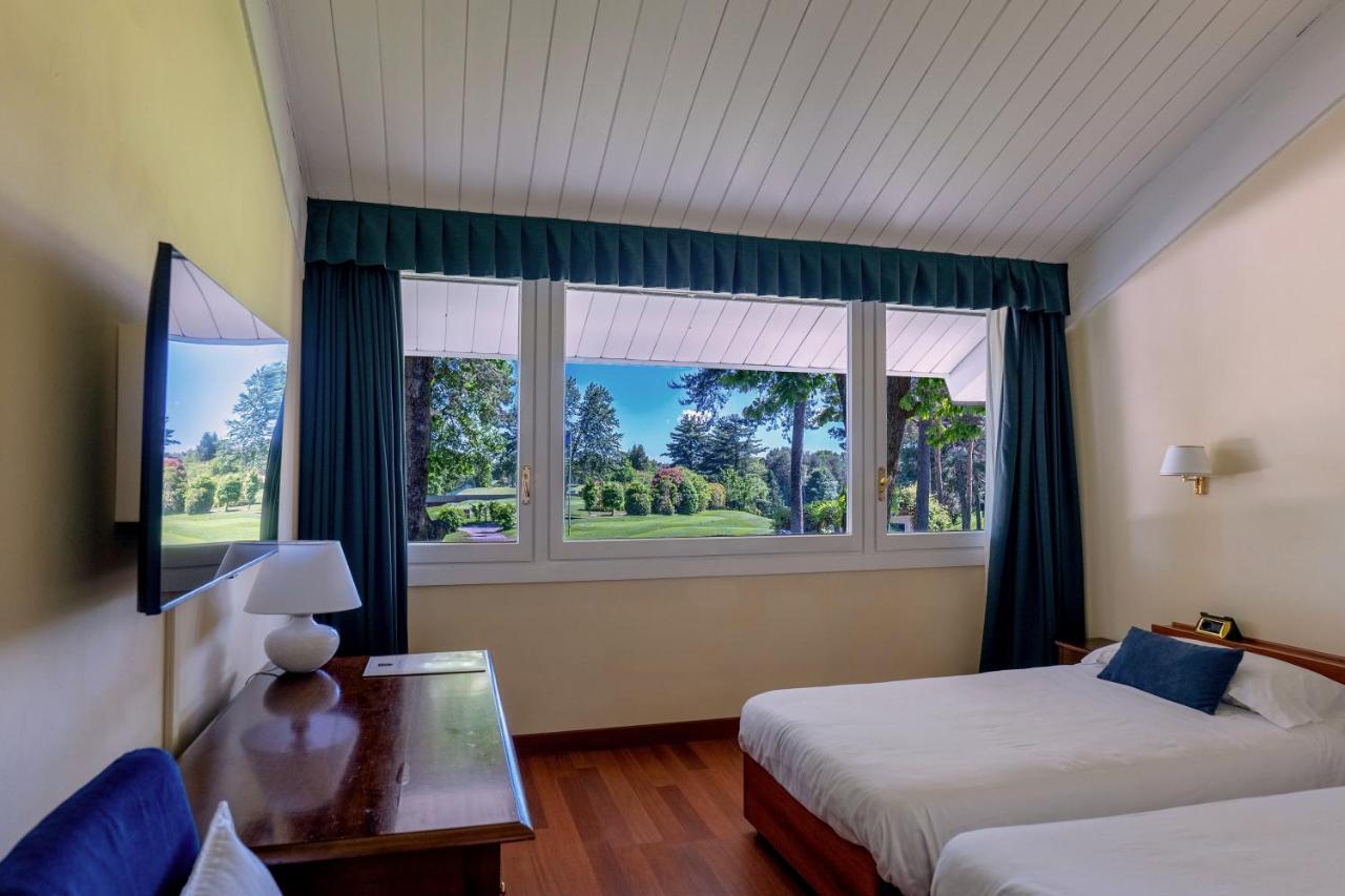 Golf Hotel La Pinetina Appiano Gentile Exterior foto