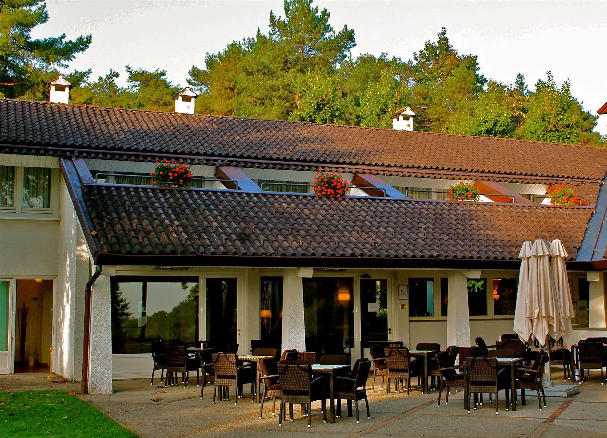 Golf Hotel La Pinetina Appiano Gentile Exterior foto