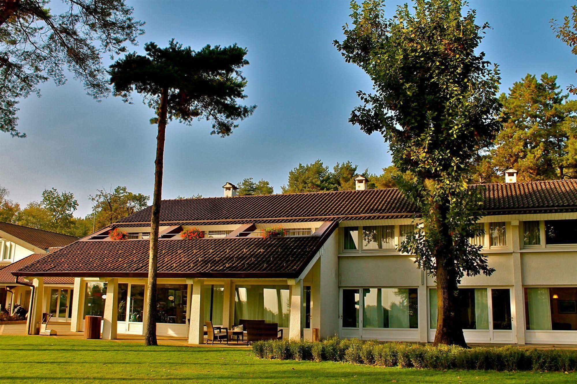 Golf Hotel La Pinetina Appiano Gentile Exterior foto