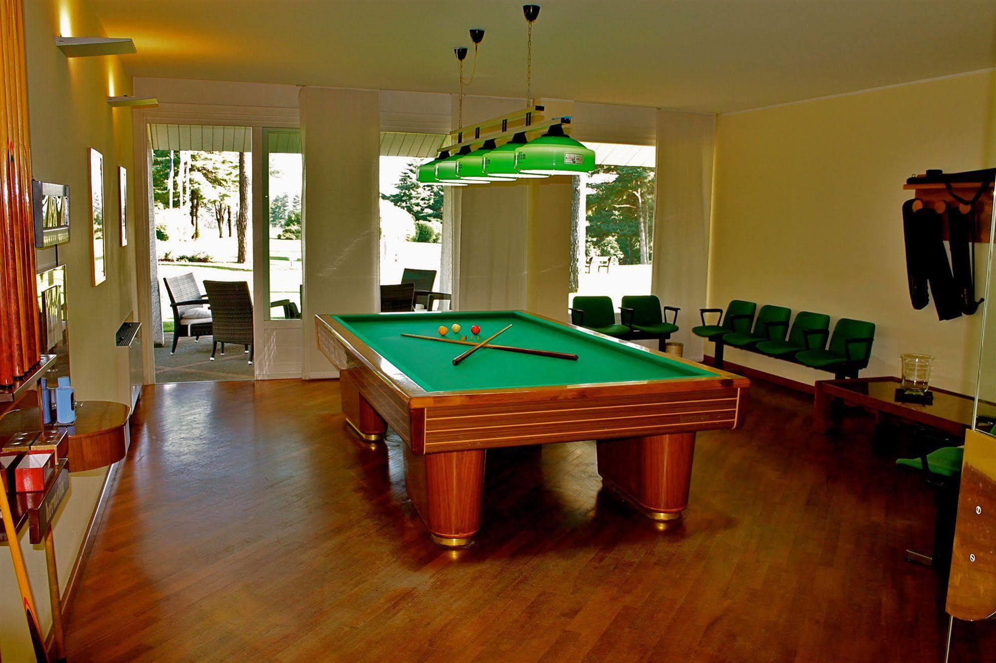 Golf Hotel La Pinetina Appiano Gentile Exterior foto